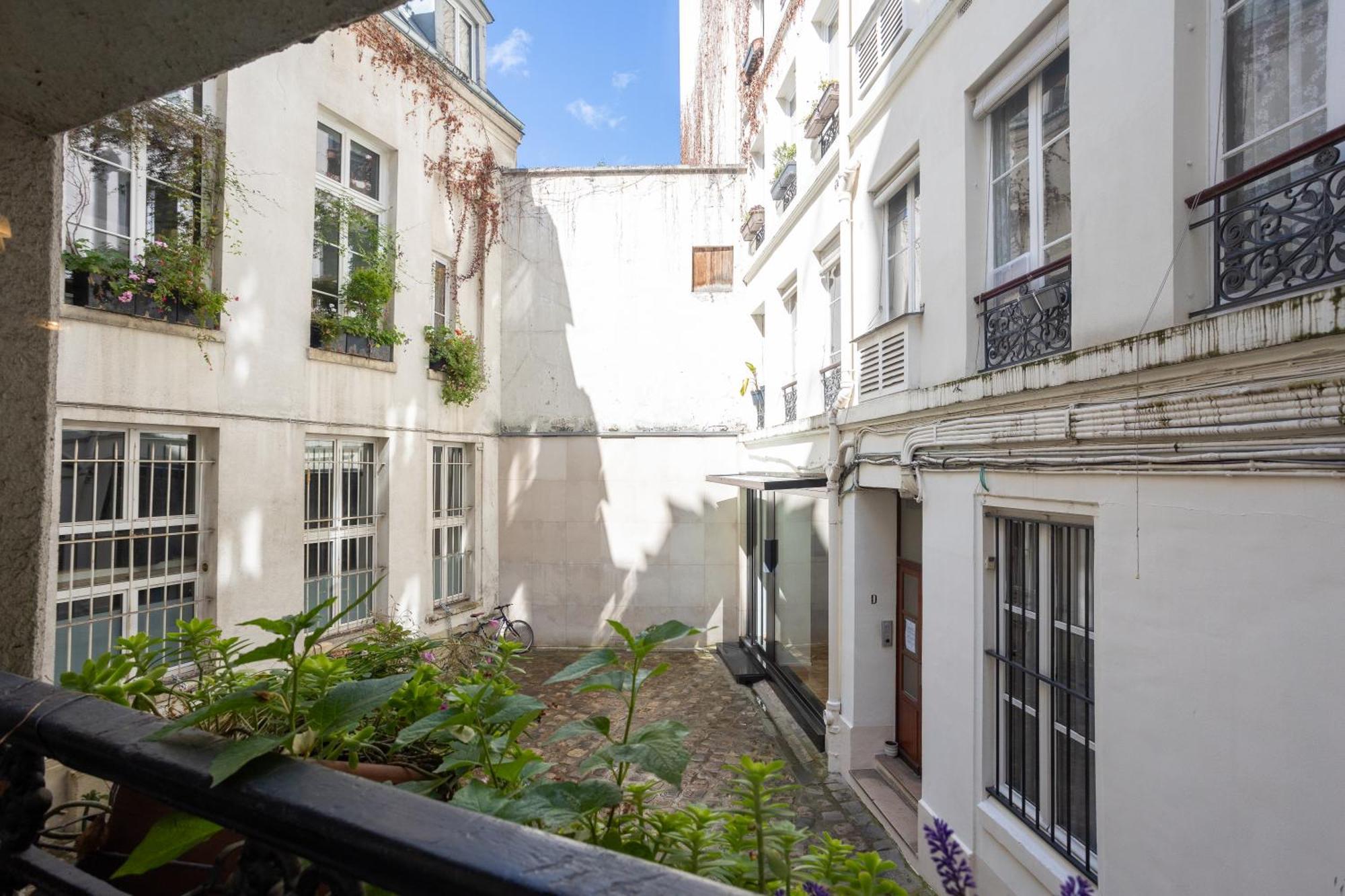 Studio Cosy Romantique En Plein Coeur De Paris Appartement Buitenkant foto